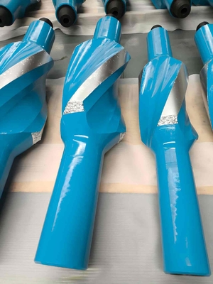 Stabilizzatori a lama a spirale integrale da 9 a 4 pollici, corpo OD da 6 a 1/2 pollici, con scatola Reg. da 4 a 1/2 pollici e scatola IF da 4 a 2 pollici.